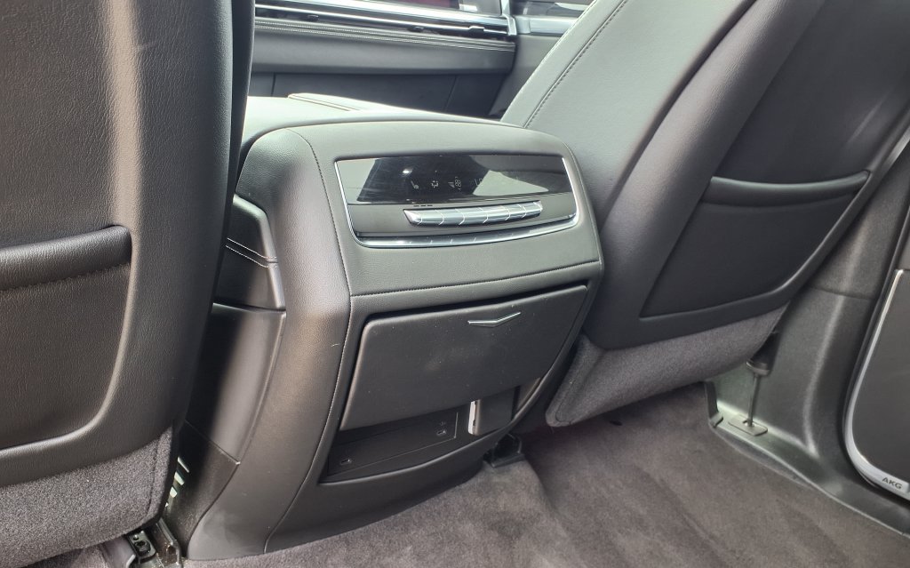Used 2025 Cadillac Escalade Sport AWD/4WD image 22