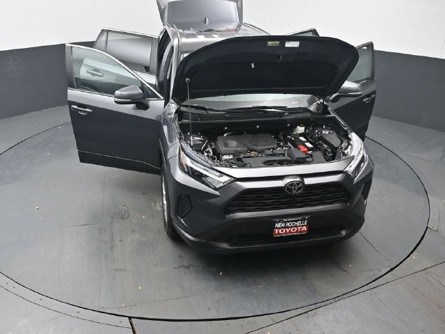 Certified 2025 Toyota RAV4 LE AWD/4WD image 52