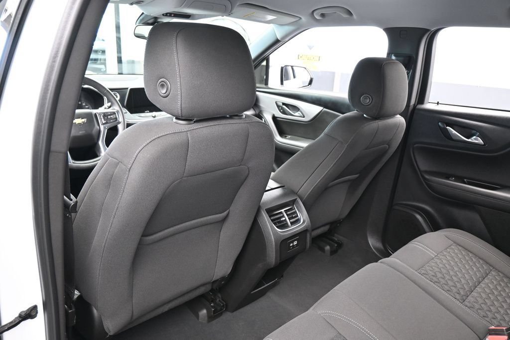 Used 2022 Chevrolet Blazer LT FWD image 32