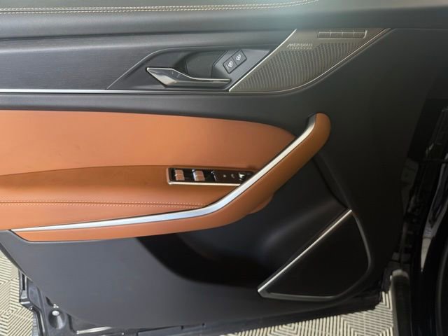 New 2026 Jaguar F-PACE R-Dynamic S image 27