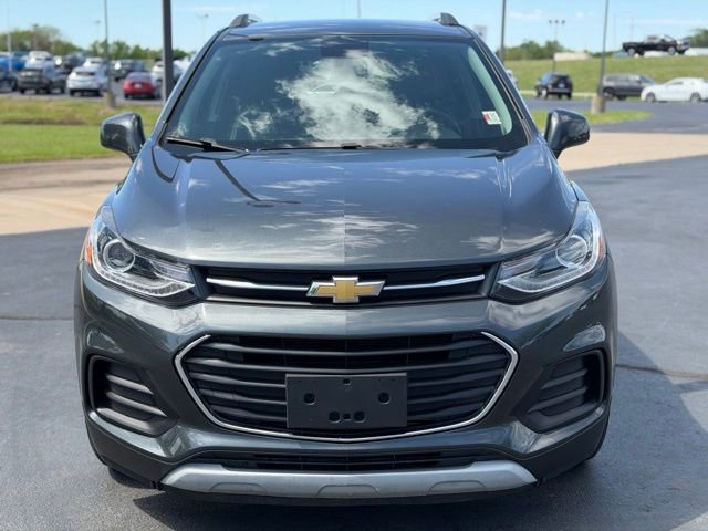 Used 2018 Chevrolet Trax LT w/ LT Convenience Package image 2