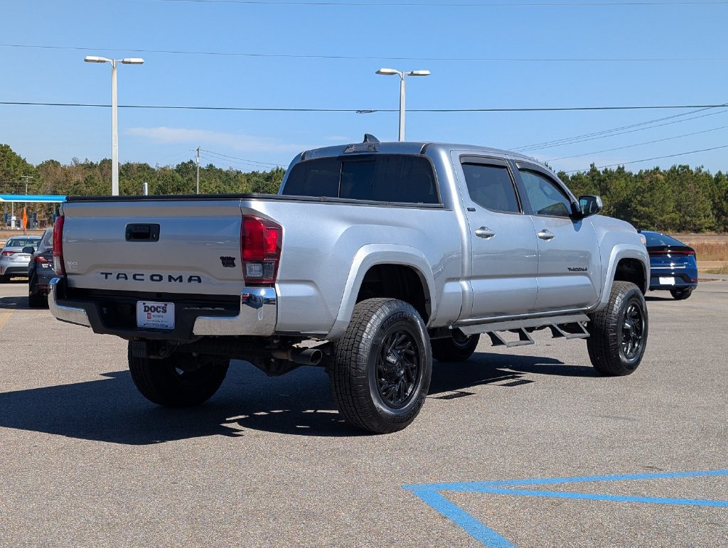 Used 2023 Toyota Tacoma SR5 RWD image 5