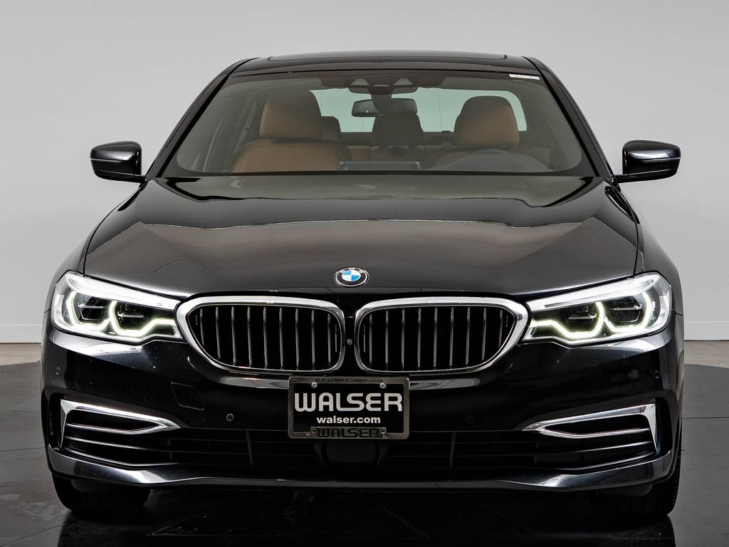 Used 2019 BMW 540i xDrive w/ Executive Package AWD/4WD image 2