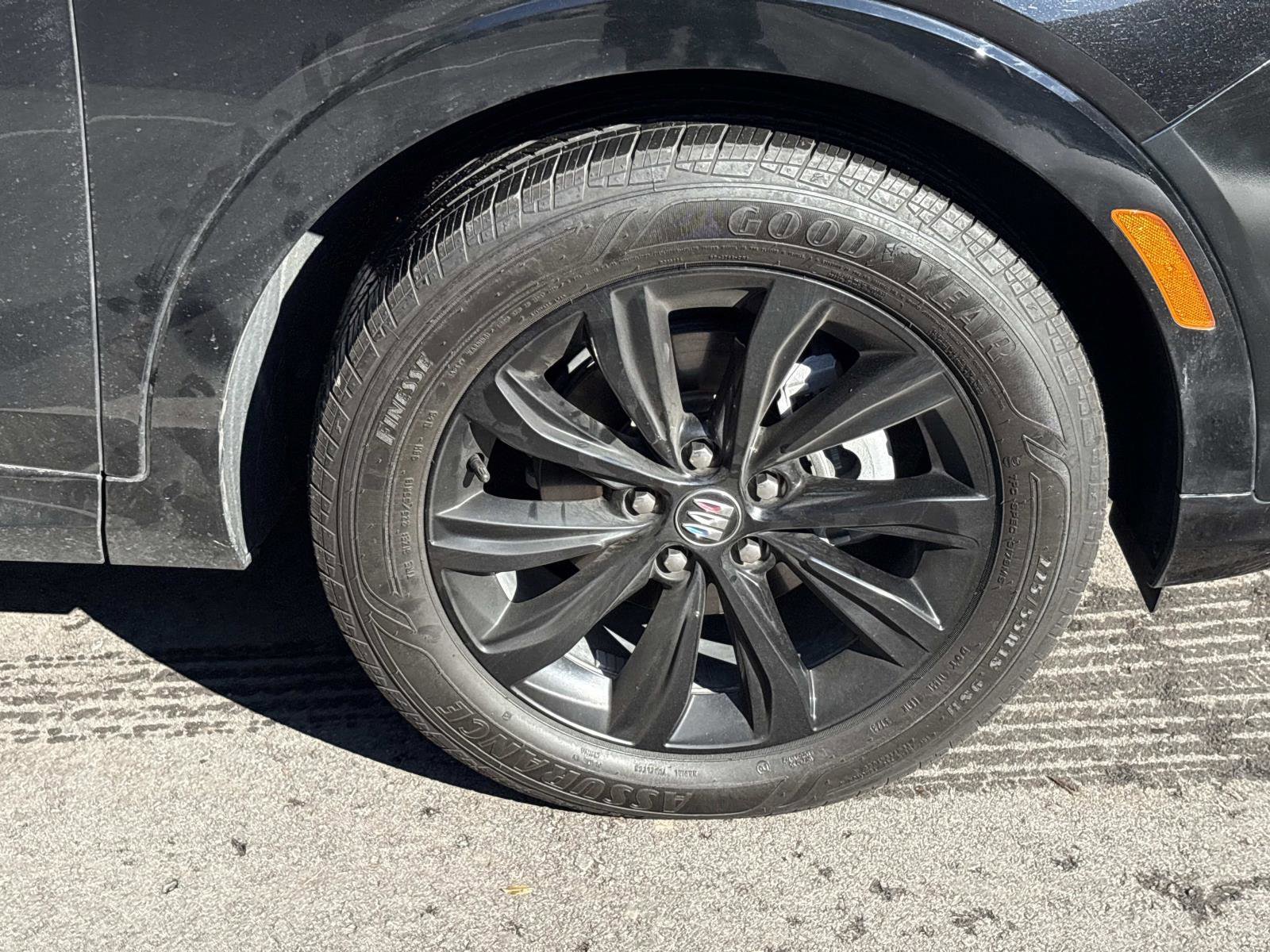 Used 2024 Buick Envista Sport Touring w/ Convenience I Package image 10