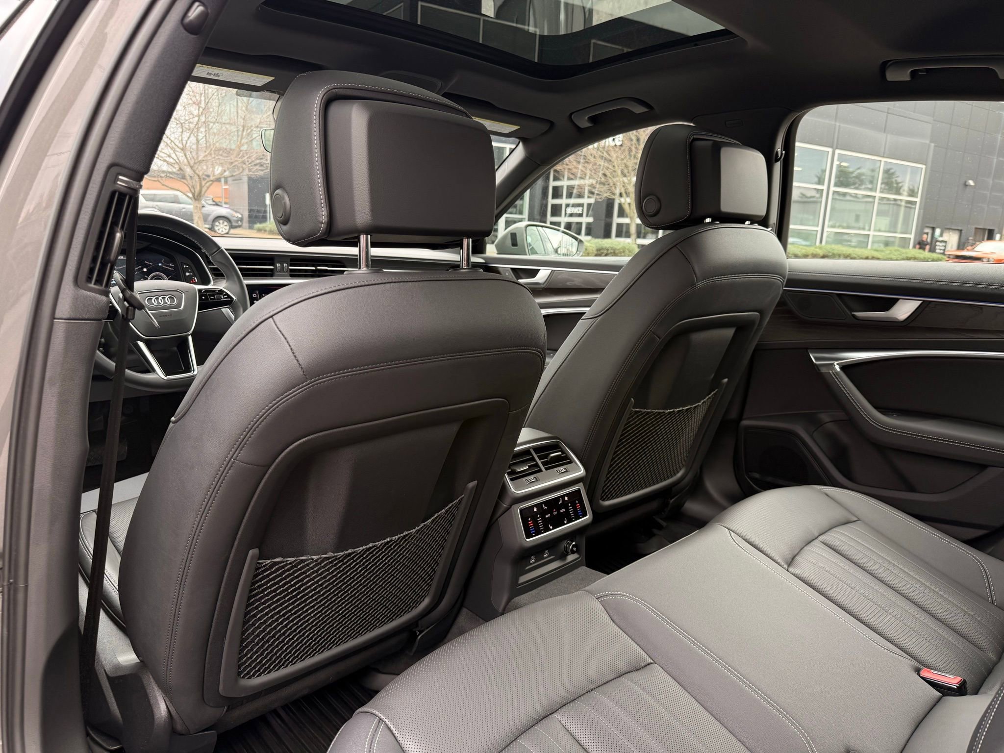 Used 2023 Audi A6 Premium Plus image 37