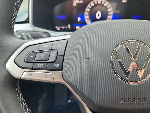 New 2025 Volkswagen Taos SE AWD/4WD image 11