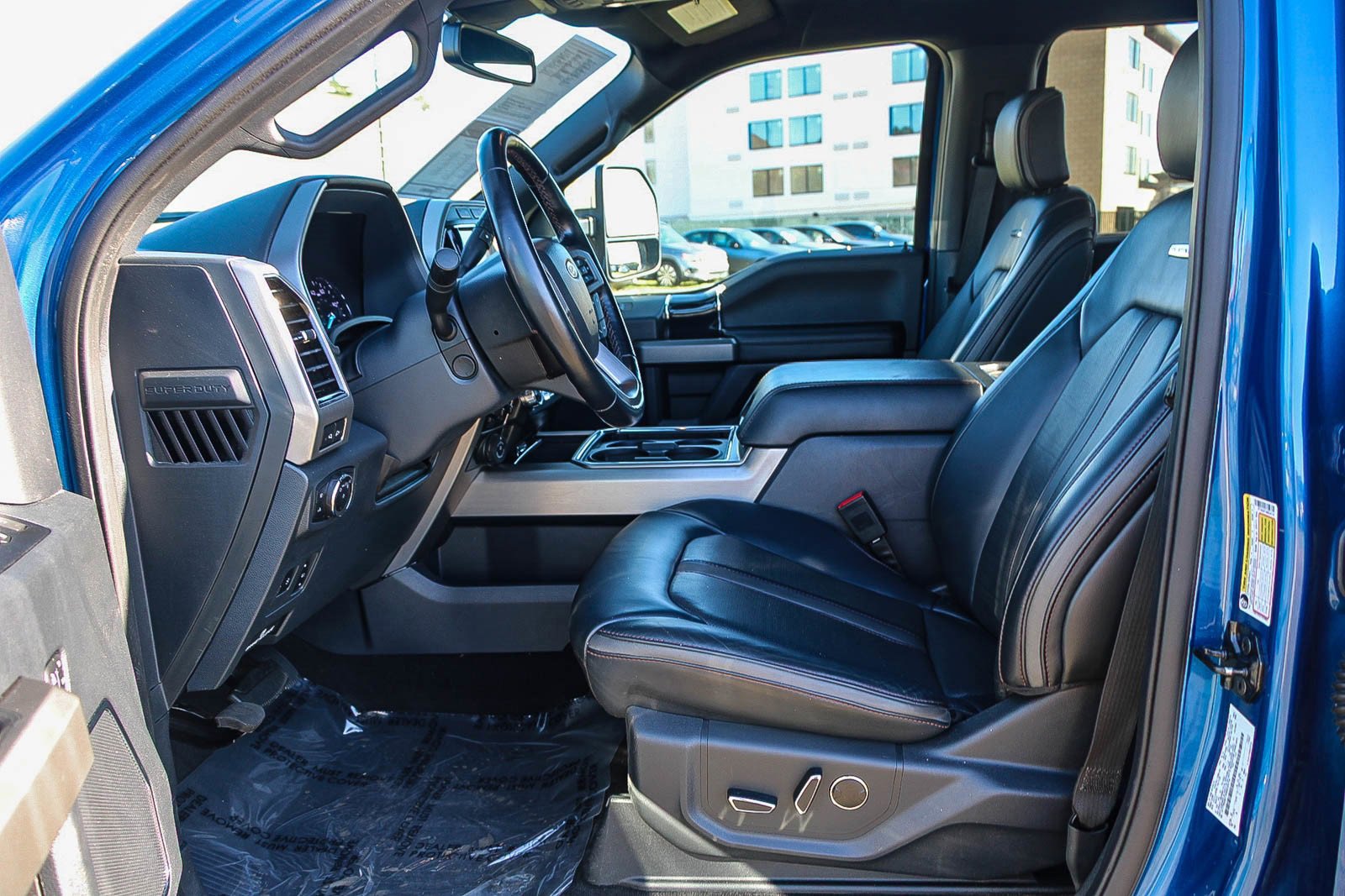 Used 2022 Ford F250 Platinum image 17