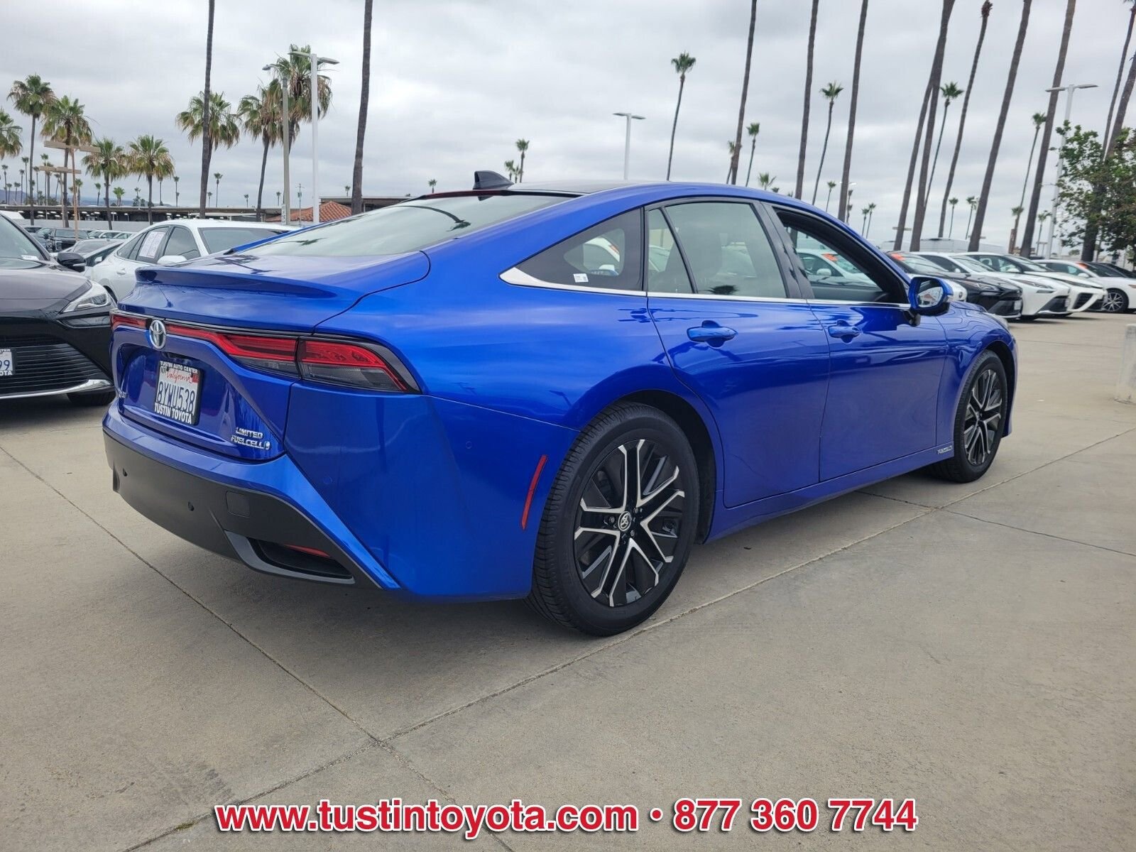 Certified 2021 Toyota Mirai RWD image 4