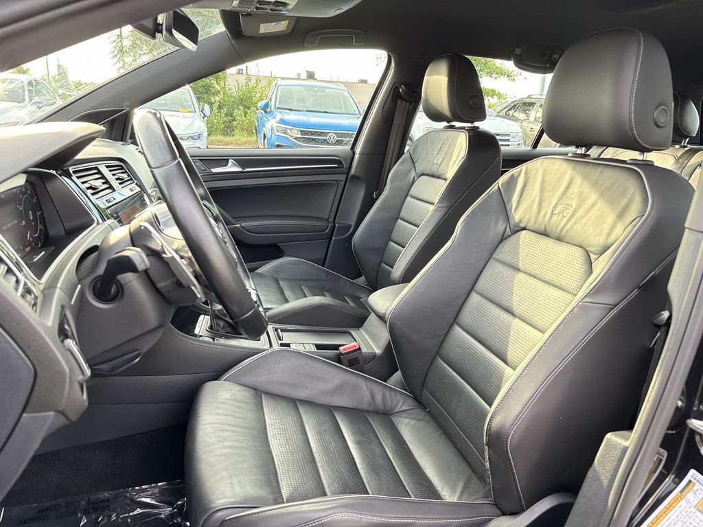 Used 2019 Volkswagen Golf R 4-Door AWD/4WD image 10