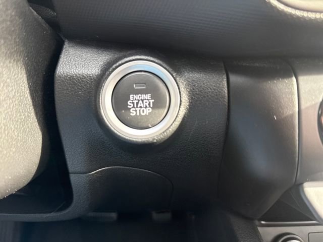 Certified 2023 Hyundai Kona SEL w/ Convenience Package image 32