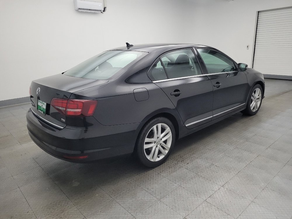 Used 2017 Volkswagen Jetta SEL Premium image 10