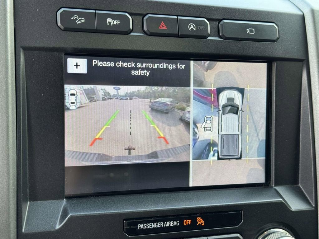 Used 2017 Ford F150 Raptor w/ Equipment Group 802A Luxury image 4