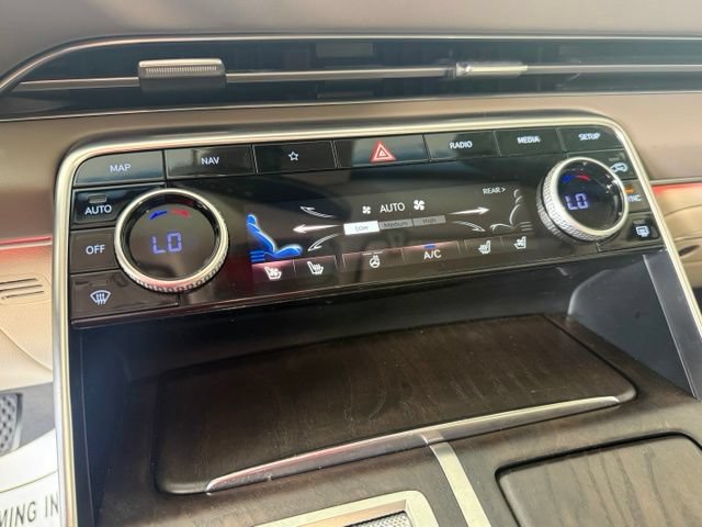 Used 2023 Genesis GV80 3.5T w/ Prestige Package AWD/4WD image 28