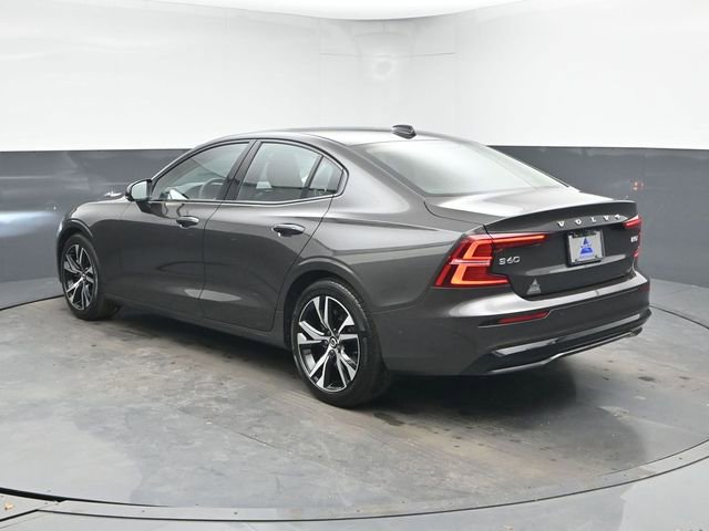 Used 2025 Volvo S60 B5 Plus image 6