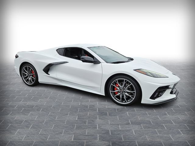 Used 2024 Chevrolet Corvette Stingray Preferred Cpe w/ 2LT image 3