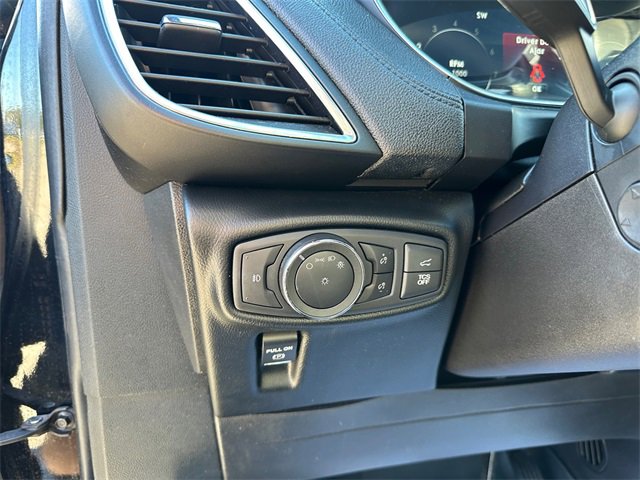 Used 2019 Lincoln Nautilus Select image 21