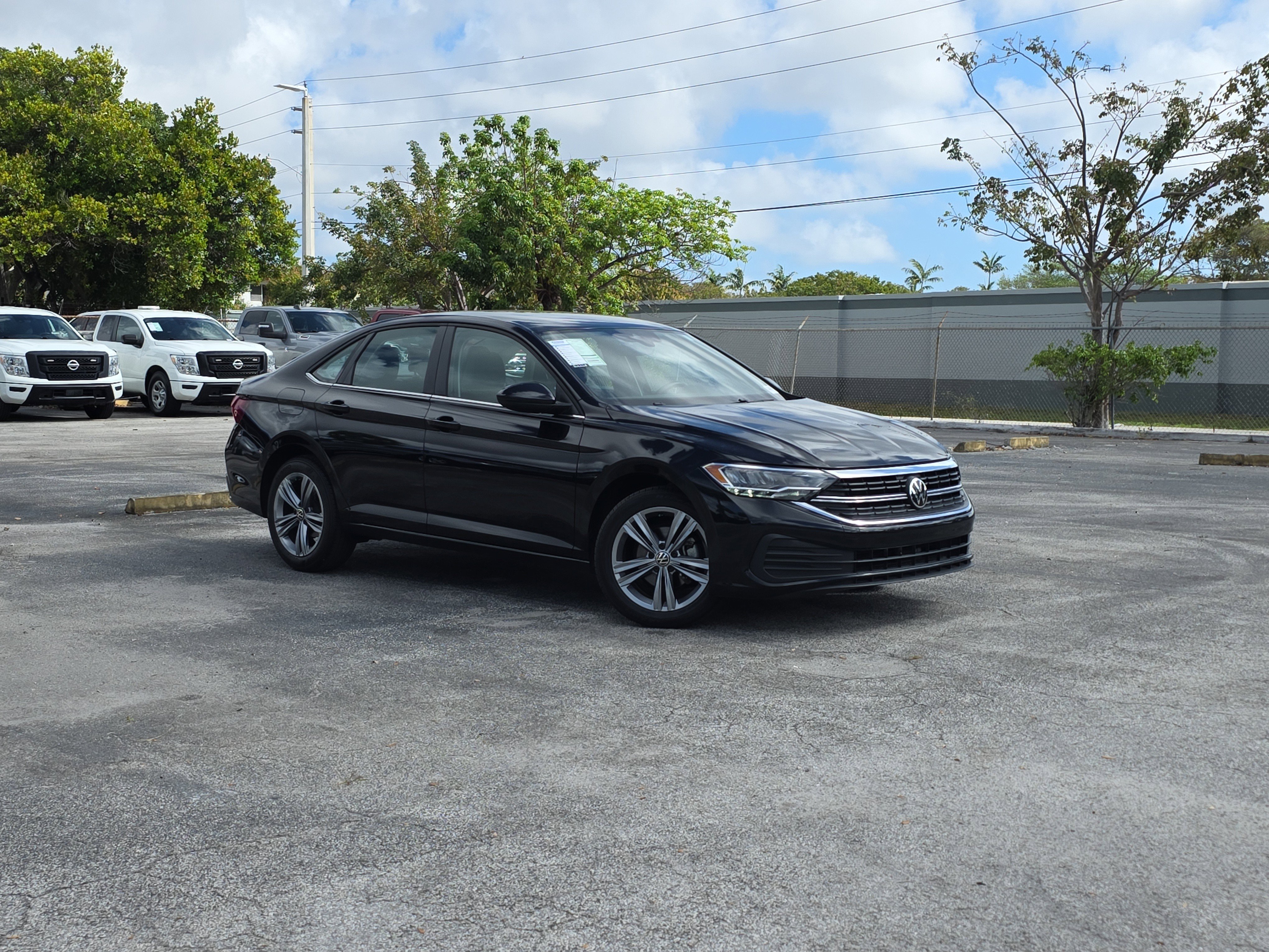 Used 2024 Volkswagen Jetta SE image 41