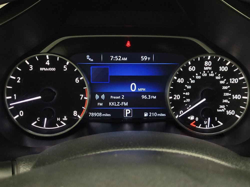 Used 2018 Nissan Murano SL w/ Midnight Edition Package FWD image 23
