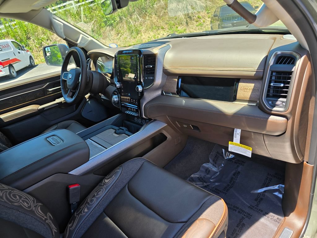 Used 2026 RAM 1500 Limited w/ Bed Utility Group AWD/4WD image 31
