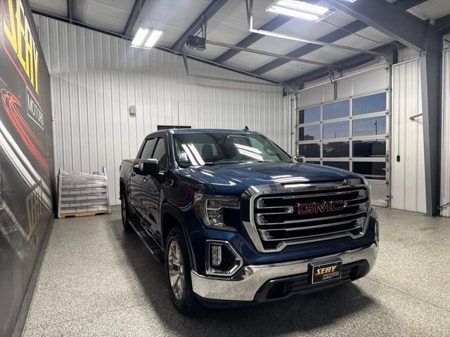 Used 2019 GMC Sierra 1500 SLT w/ SLT Premium Plus Package AWD/4WD image 18