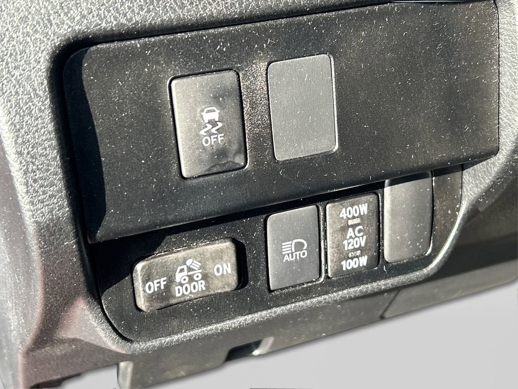 Used 2022 Toyota Tacoma 4x4 Double Cab image 32