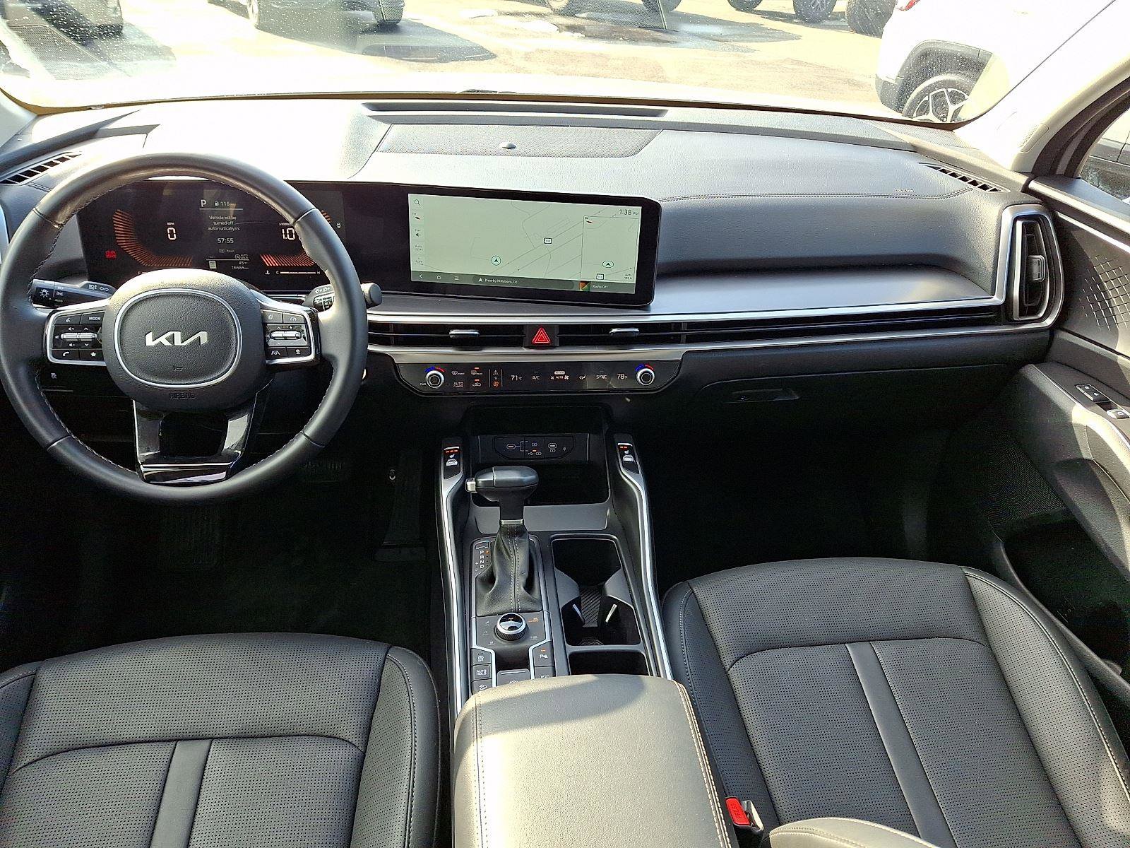 Used 2025 Kia Sorento S w/ Panoramic Sunroof Package image 26