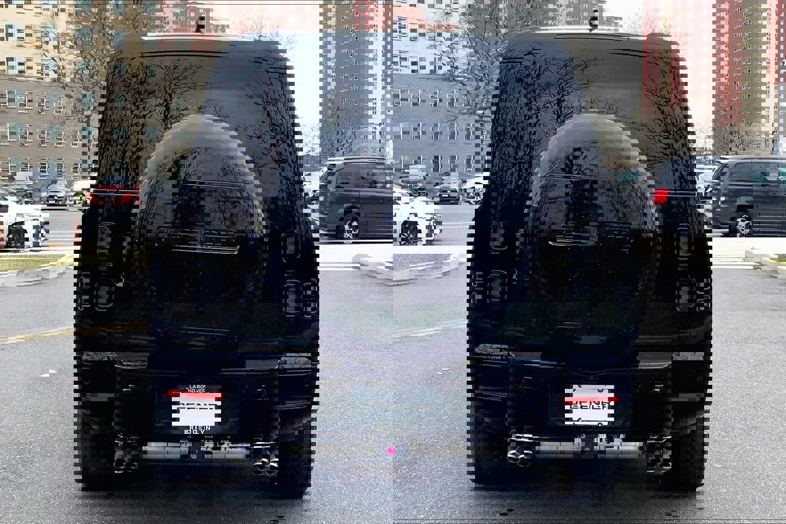 New 2026 Land Rover Defender 130 V8 image 4