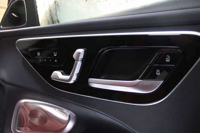Used 2024 Mercedes-Benz C 300 4MATIC Sedan image 21