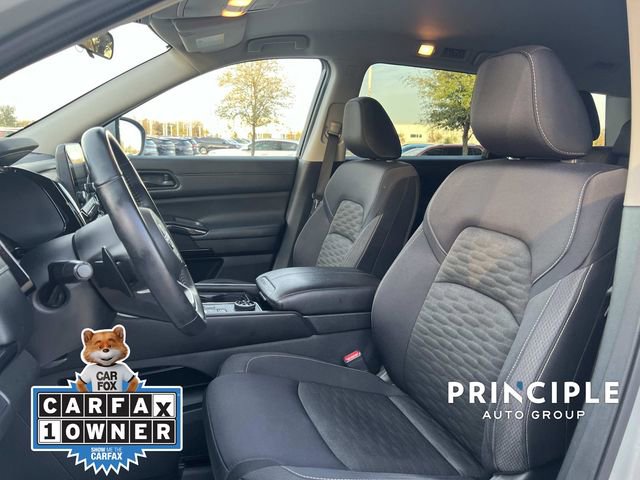 Used 2024 Nissan Pathfinder SV image 15