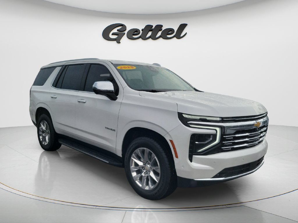 Used 2025 Chevrolet Tahoe Premier RWD image 3