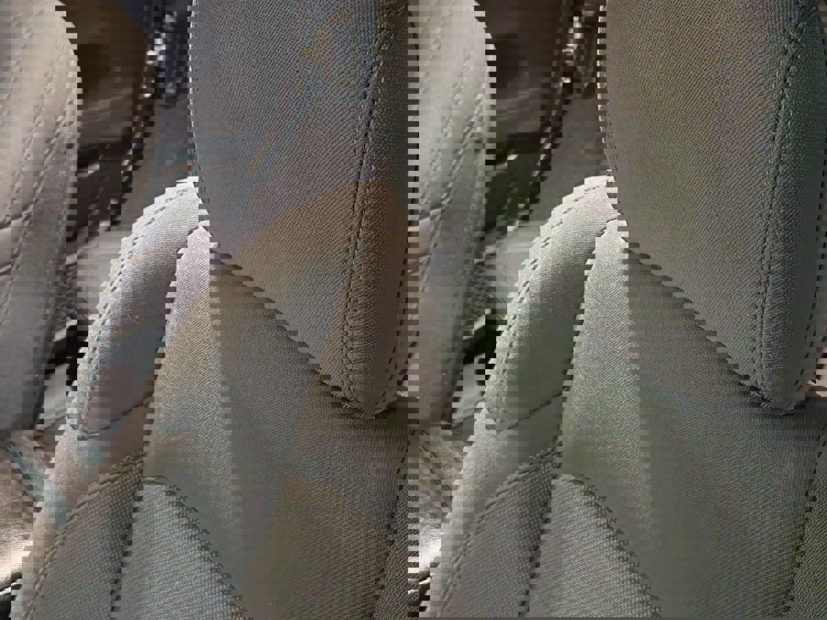 Used 2022 Jeep Wrangler Unlimited Sport image 32