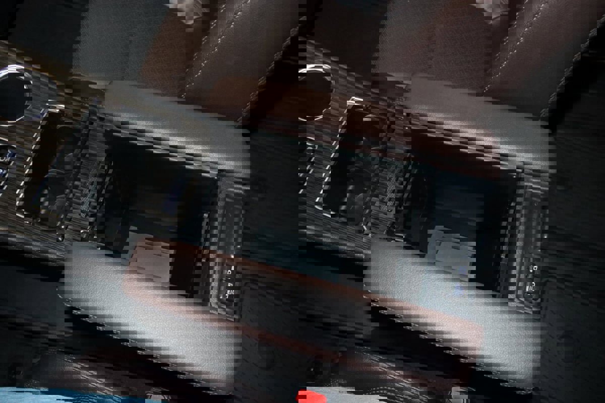 Used 2022 Toyota Sienna Platinum image 49