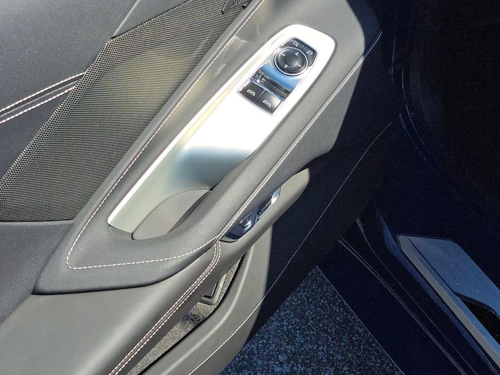 Used 2025 Chevrolet Corvette Stingray Coupe w/ 1LT image 11