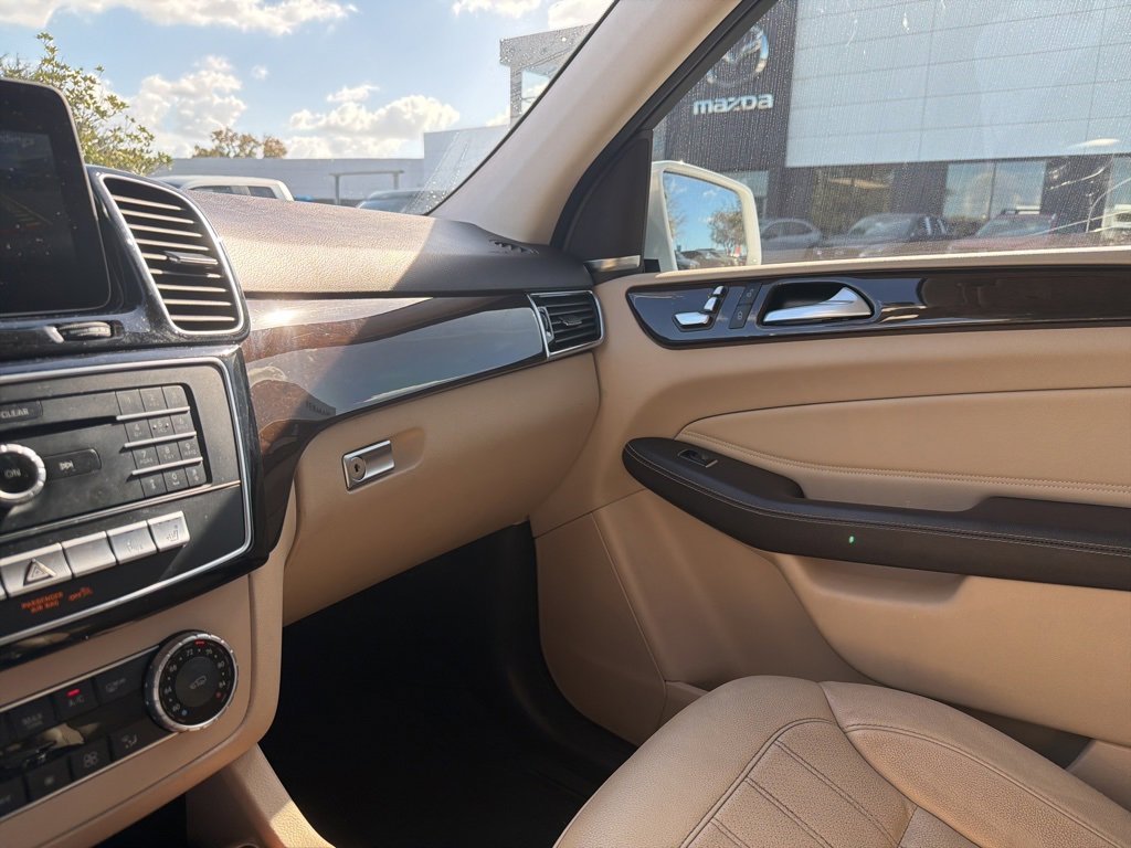 Used 2018 Mercedes-Benz GLE 350 4MATIC image 29