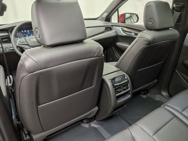 New 2026 Cadillac XT5 Sportv w/ LPO, Floor Liner Package image 23