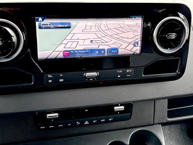 Used 2025 Mercedes-Benz Sprinter 3500 image 28