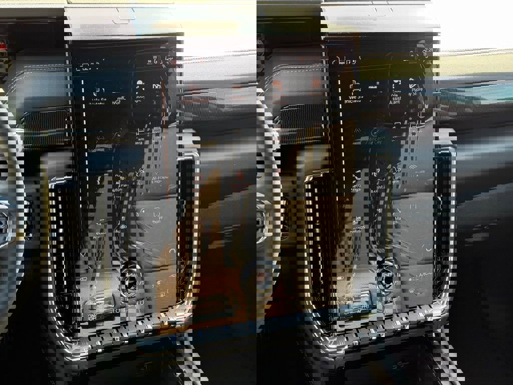 New 2026 GMC Yukon Elevation w/ LPO, Floor Liner Package image 22