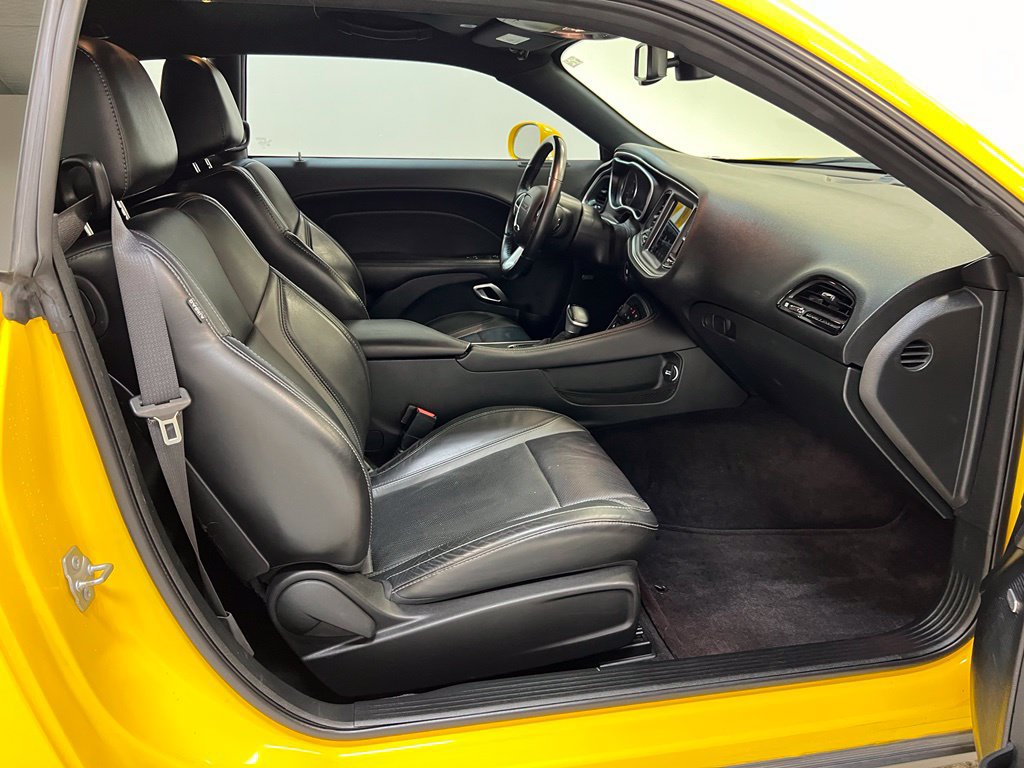 Used 2018 Dodge Challenger R/T Plus RWD image 33