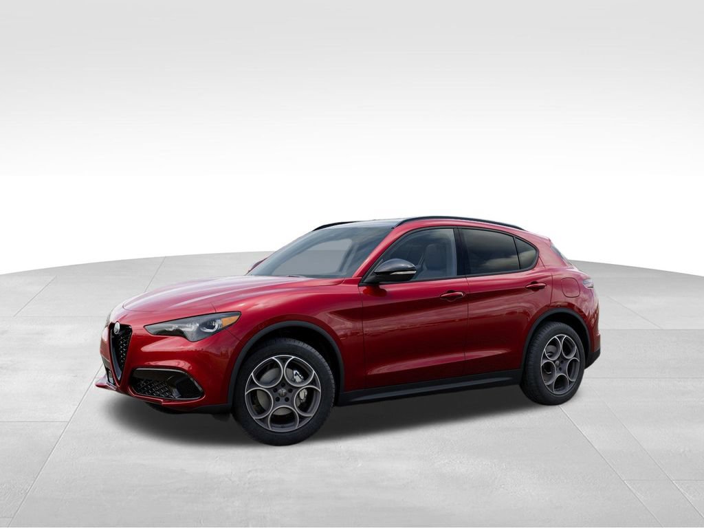 Used 2025 Alfa Romeo Stelvio Sprint w/ Convenience Package AWD/4WD image 2