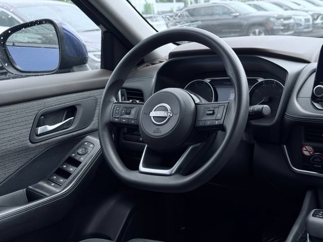 Used 2023 Nissan Rogue SV AWD/4WD image 23