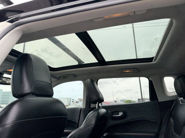 Used 2019 Jeep Compass Trailhawk w/ Leather Interior Group image 18