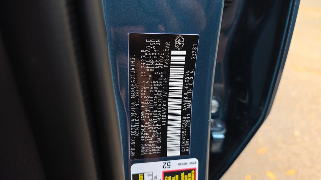 Used 2026 Toyota Camry SE image 28