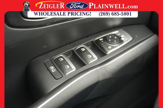 Used 2024 Kia Sorento S image 27