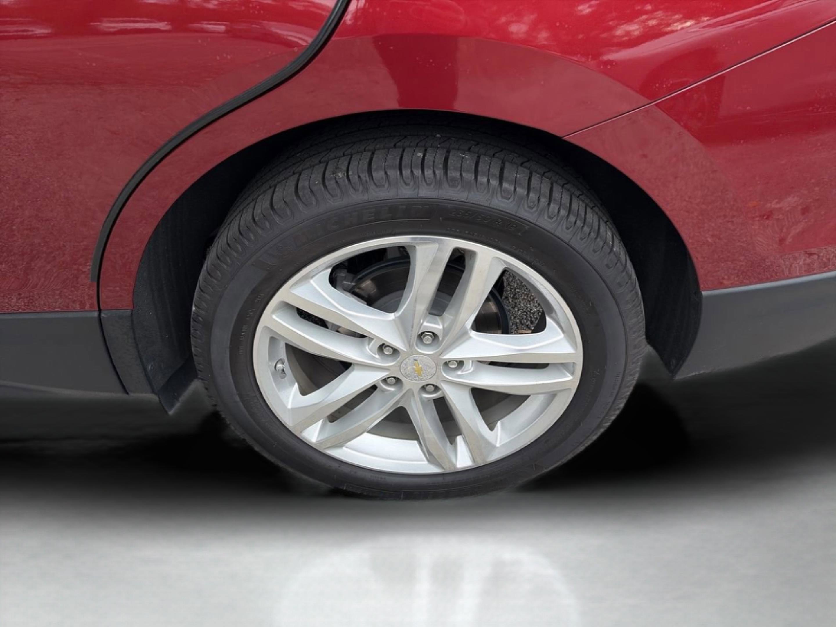 Used 2018 Chevrolet Equinox Premier image 26