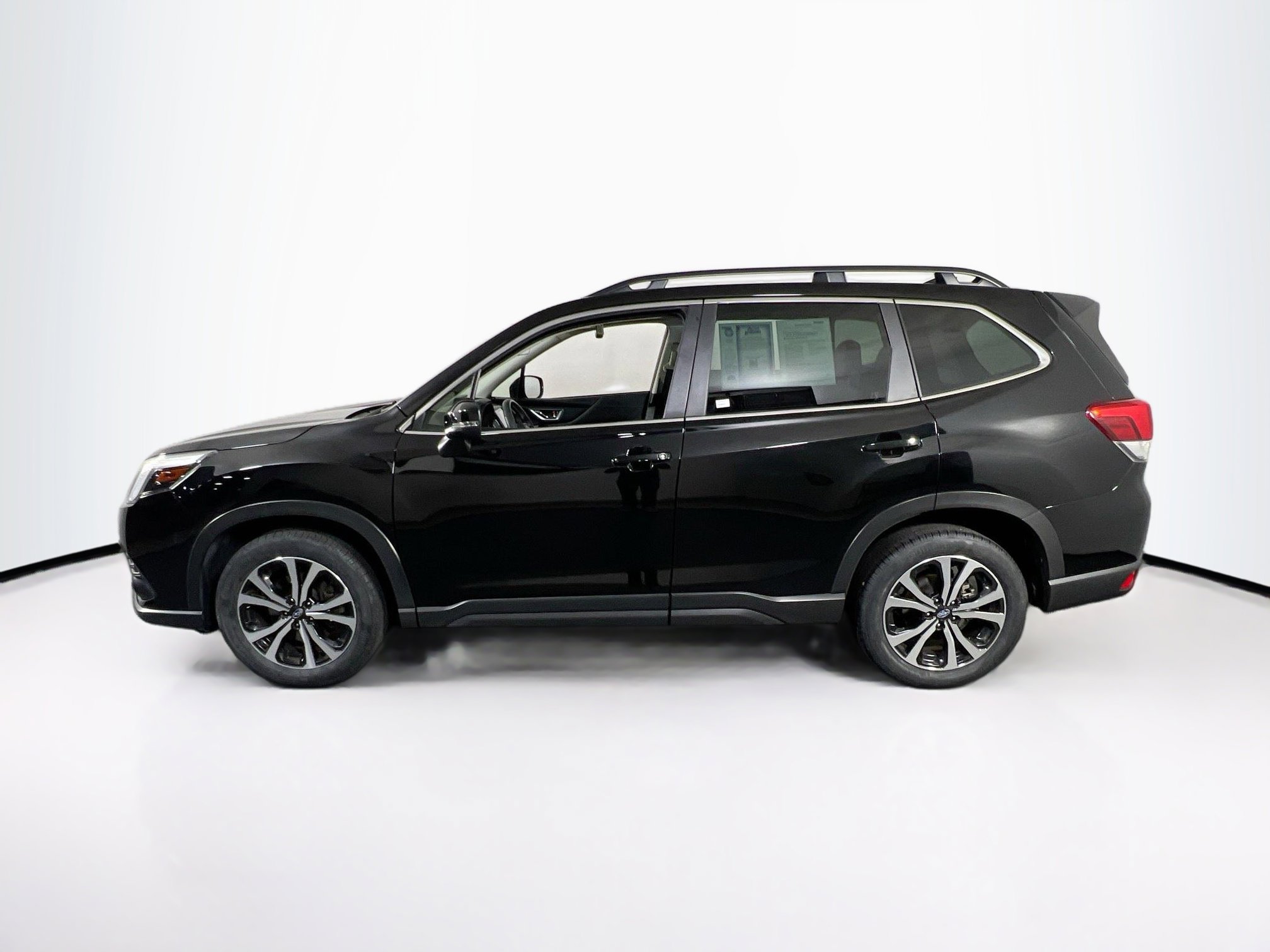 Used 2022 Subaru Forester Limited AWD/4WD image 8