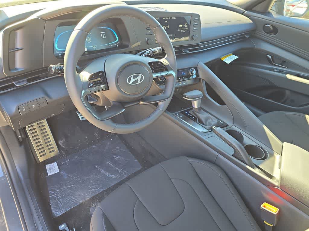 New 2026 Hyundai Elantra Sport FWD image 15