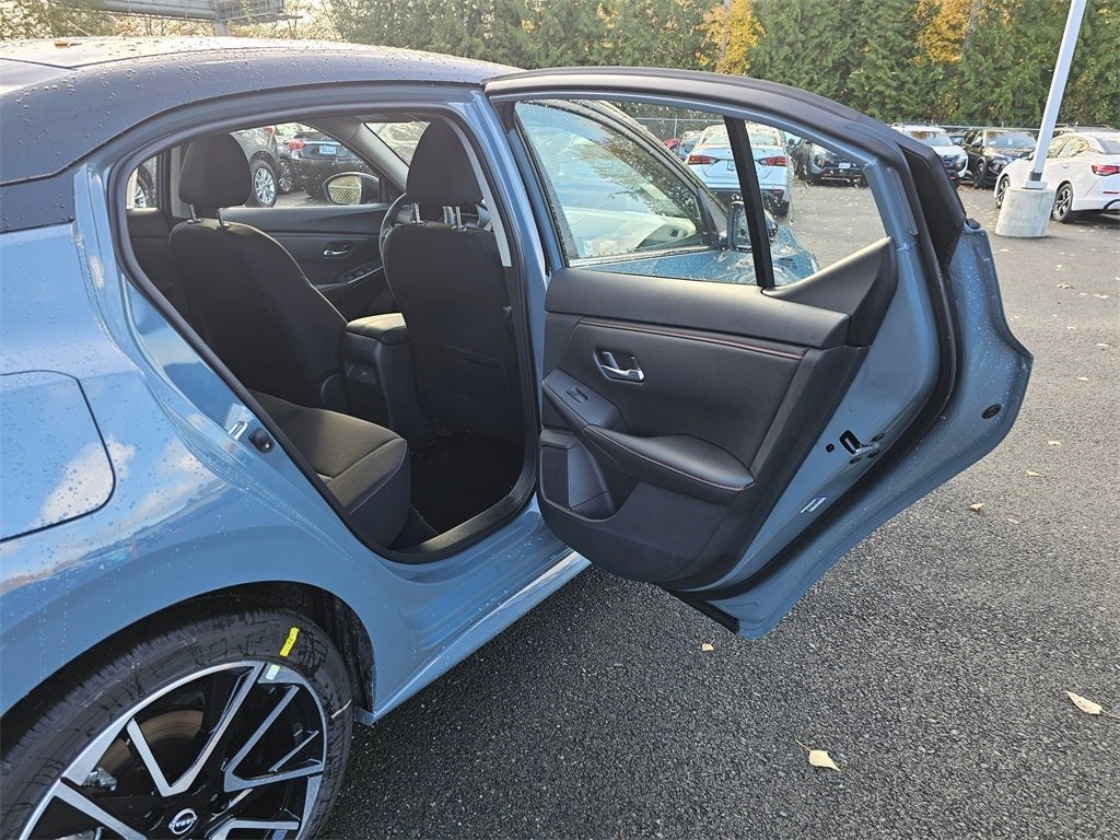 New 2025 Nissan Sentra SR image 23