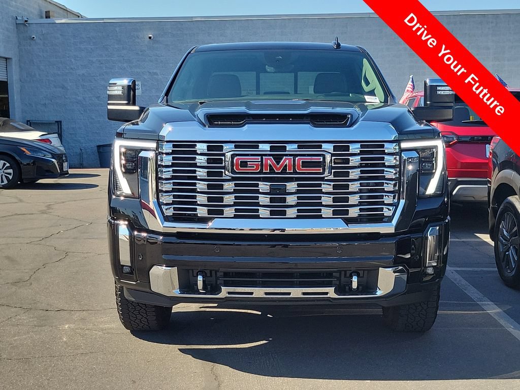 Used 2025 GMC Sierra 2500 Denali w/ Technology Package AWD/4WD image 36
