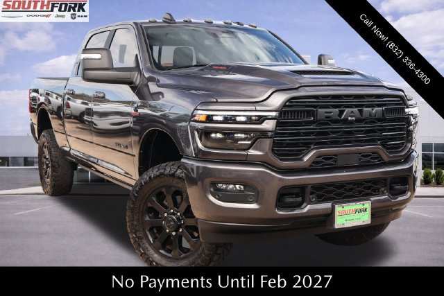 Used 2025 RAM 2500 Laramie AWD/4WD image 1