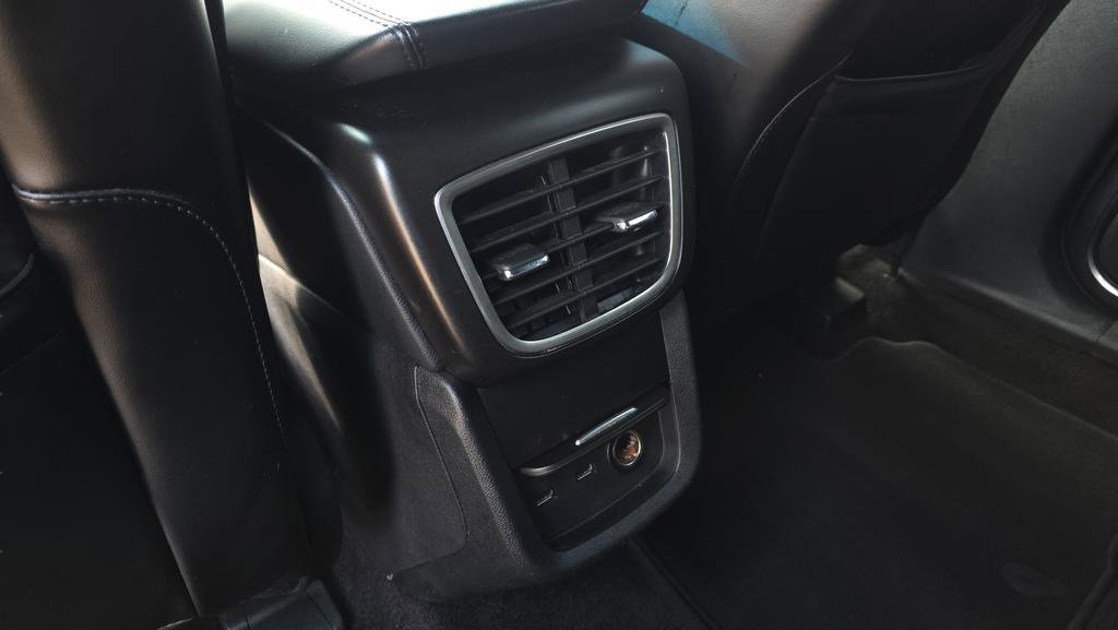 Used 2016 Lincoln MKX Select image 16